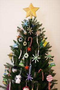 Domači okraski za božično jelko